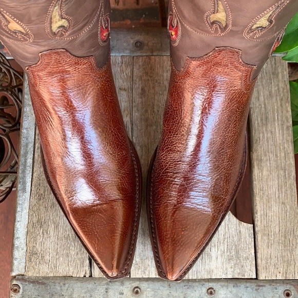 FRYE NEW Floral Inlay Brown Leather Boots 8 - Picture 9 of 11